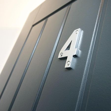 Modern Guesthouse, Fast Wi-Fi, Street Free Parking, Central, Fully Equipped Cardiff Buitenkant foto