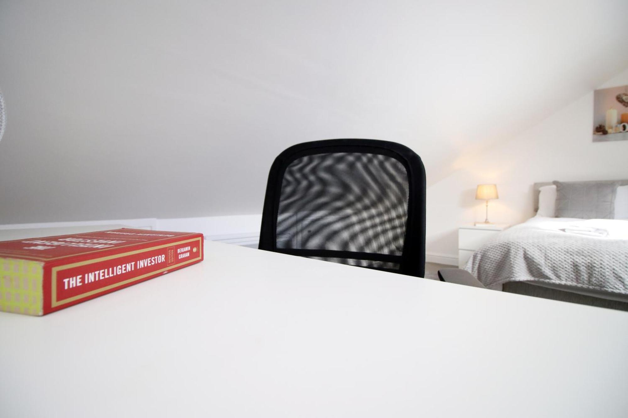 Modern Guesthouse, Fast Wi-Fi, Street Free Parking, Central, Fully Equipped Cardiff Buitenkant foto