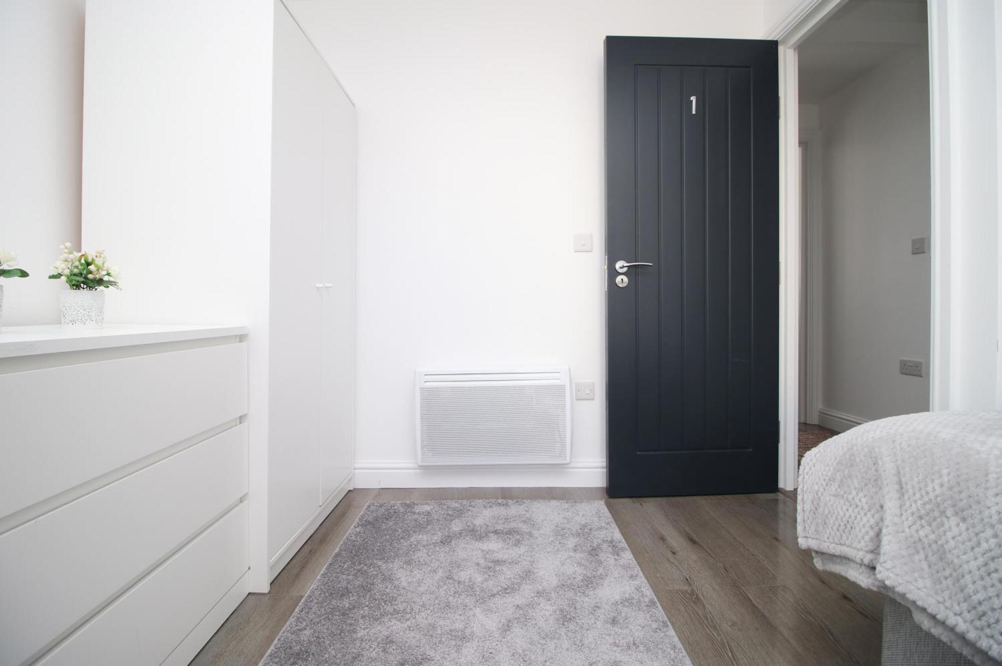 Modern Guesthouse, Fast Wi-Fi, Street Free Parking, Central, Fully Equipped Cardiff Buitenkant foto